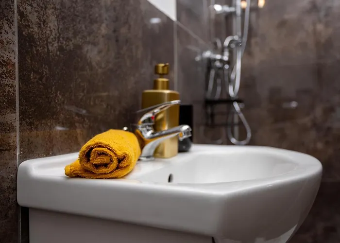 Goblin With Free Private Parking Budapest