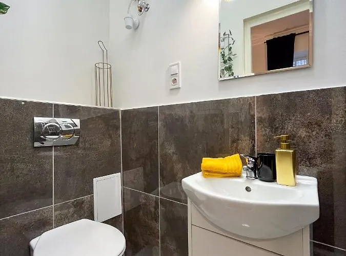 Apartment Goblin With Free Private Parking Budapest